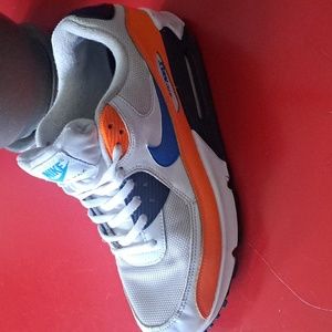 Nike Air Max 90 Knicks Shoes | Size: 9.5 Mens | White/Orange/Blue